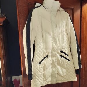 Guess White and Black Puffer Jacket
